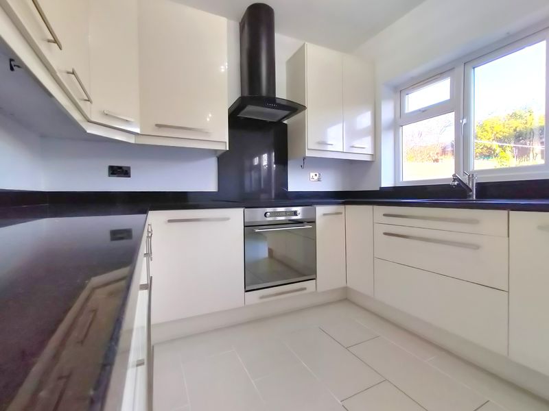 Photo 27- click for photo gallery